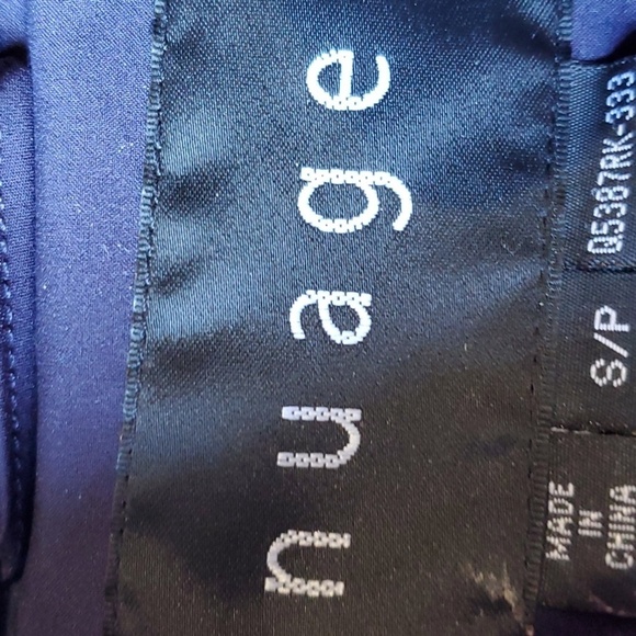 Nuage Navy puffer jacket faux fur hood. Expandable zips on side NWT Small - Picture 5 of 16